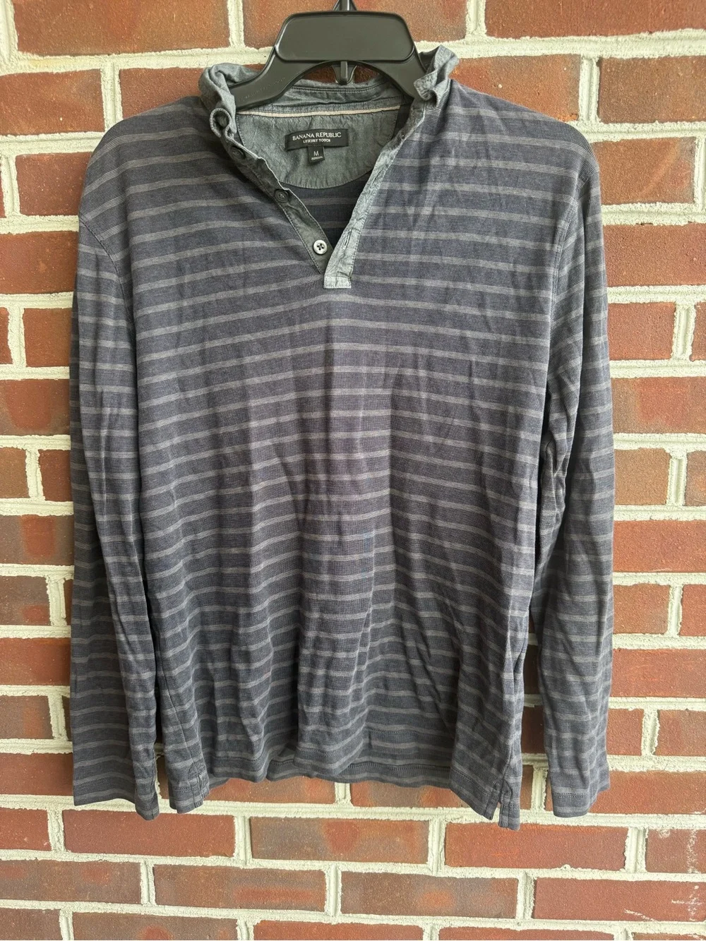 Banana Republic Men's Long-Sleeve Striped Henley - Charcoal and Light Gray